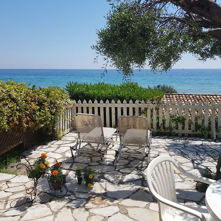Corfu Glyfada Menigos Beach Apartments Exterior photo