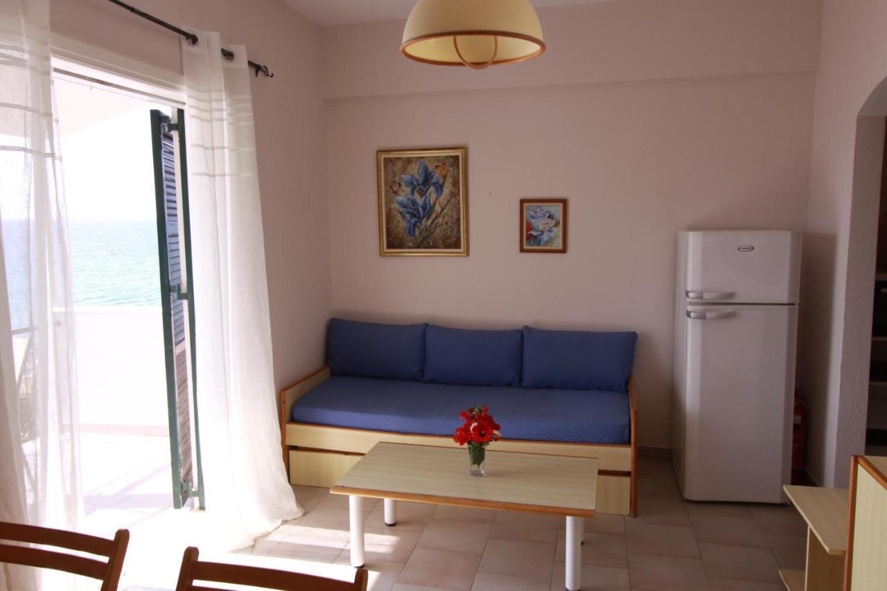 Corfu Glyfada Menigos Beach Apartments Exterior photo