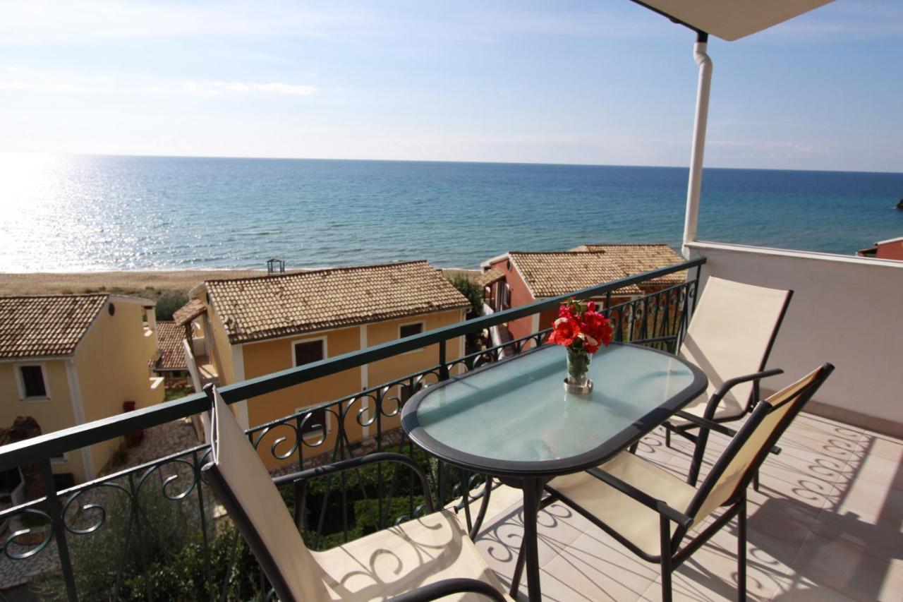 Corfu Glyfada Menigos Beach Apartments Exterior photo