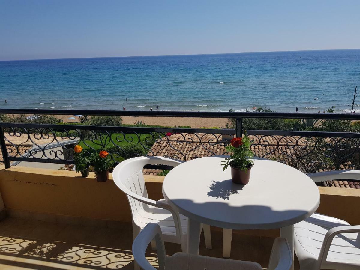 Corfu Glyfada Menigos Beach Apartments Exterior photo